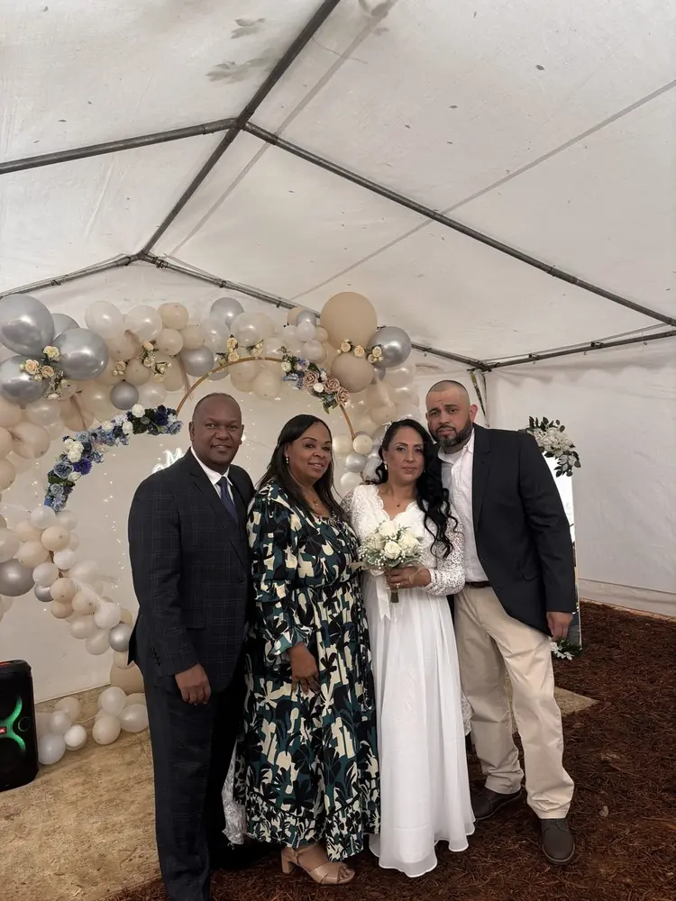 Servidor de la iglesia en un evento especial